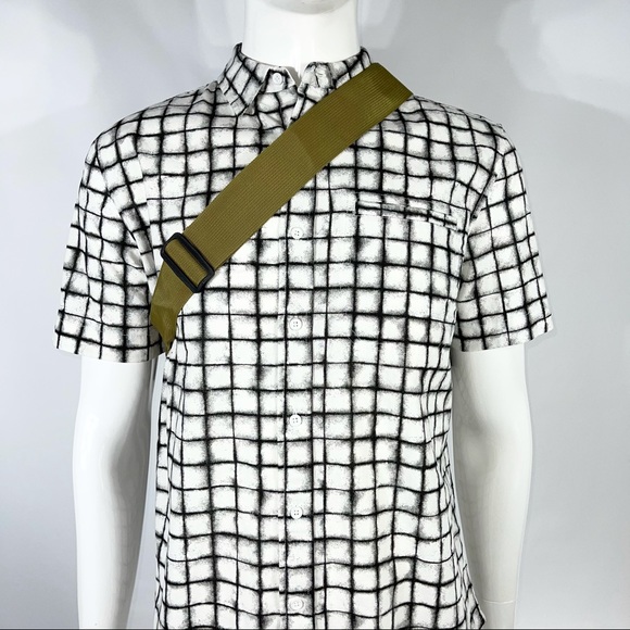 Hiking Trekking Sports Shoulder Bag Unisex - Picture 4 of 10